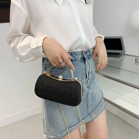 https://rario10.com.br/products/bolsas-cultch-luxe-de-ombro-lila-petal?_pos=1&_sid=129fbec83&_ss=r