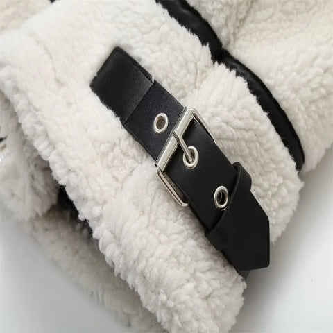 https://rario10.com.br/products/jaqueta-feminina-em-la-de-cordeiro