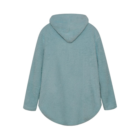 https://rario10.com.br/products/casaco-feminino-peluciado-com-capuz
