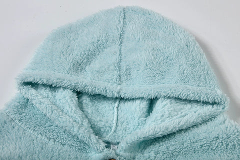 https://rario10.com.br/products/casaco-feminino-peluciado-com-capuz